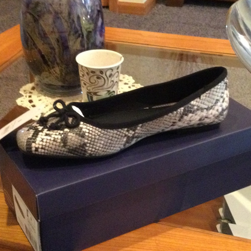 Snakeskin Patterned Ballet Flats, Nwt